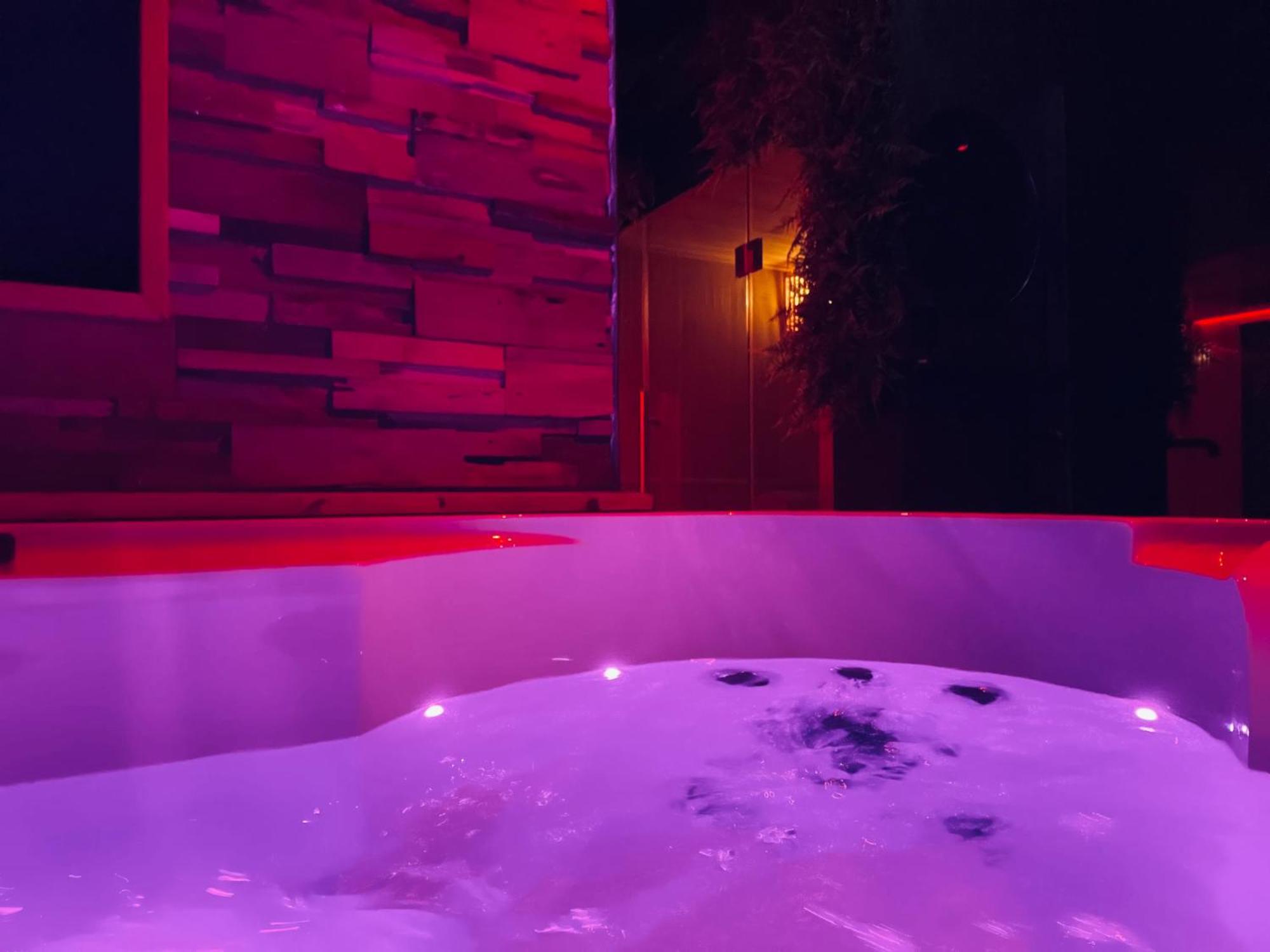 Love Room - Espace Bien Etre L'Osmose וימרה מראה חיצוני תמונה